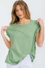 Basic T-Shirt