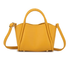 26355 Emma Crossbody Bag: Black