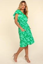 Dress - Plus Green Midi