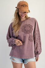 Sweatshirt - Eyelet