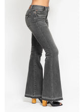 Judy Blue Jean - Tummy Control Flaire