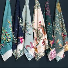 Tree Decorating Towel