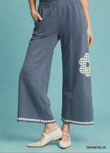 Pant Set - Flower appliqué