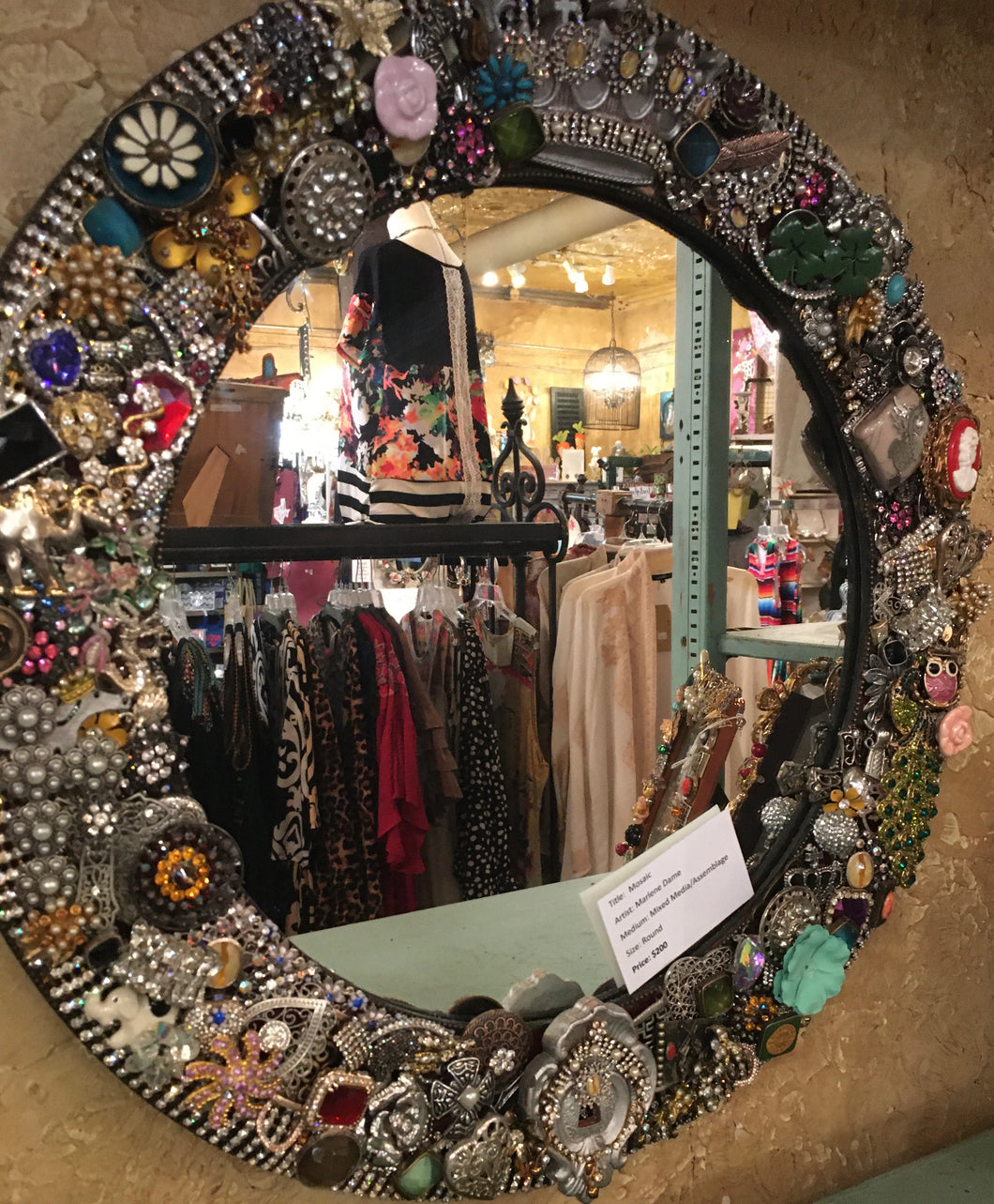 One-of-a-kind, Round Mirror